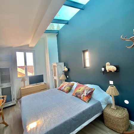 Les Nuits Etoilees, Studio Terrasse Apercu Mer, Tres Lumineux, Ac, 100M Du Port Sanary Zewnętrze zdjęcie